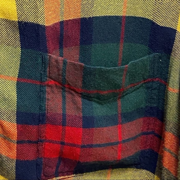 American Eagle Plaid Boyfriend Fit Button Shirt AHH-MAZINGLY SOFT L - Picture 5 of 6